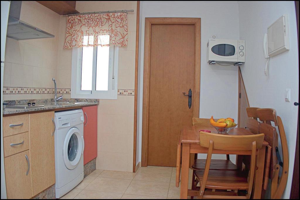 Apartamento Centro De Conil كونيل ذي لا فرونتيرا المظهر الخارجي الصورة